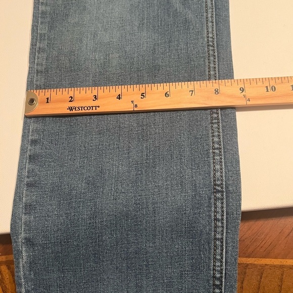 EUC Old Navy 34x30 Loose Fit Blue Jeans Stretch Flex Denim Modern🔥🔥 (B3) - Picture 2 of 6